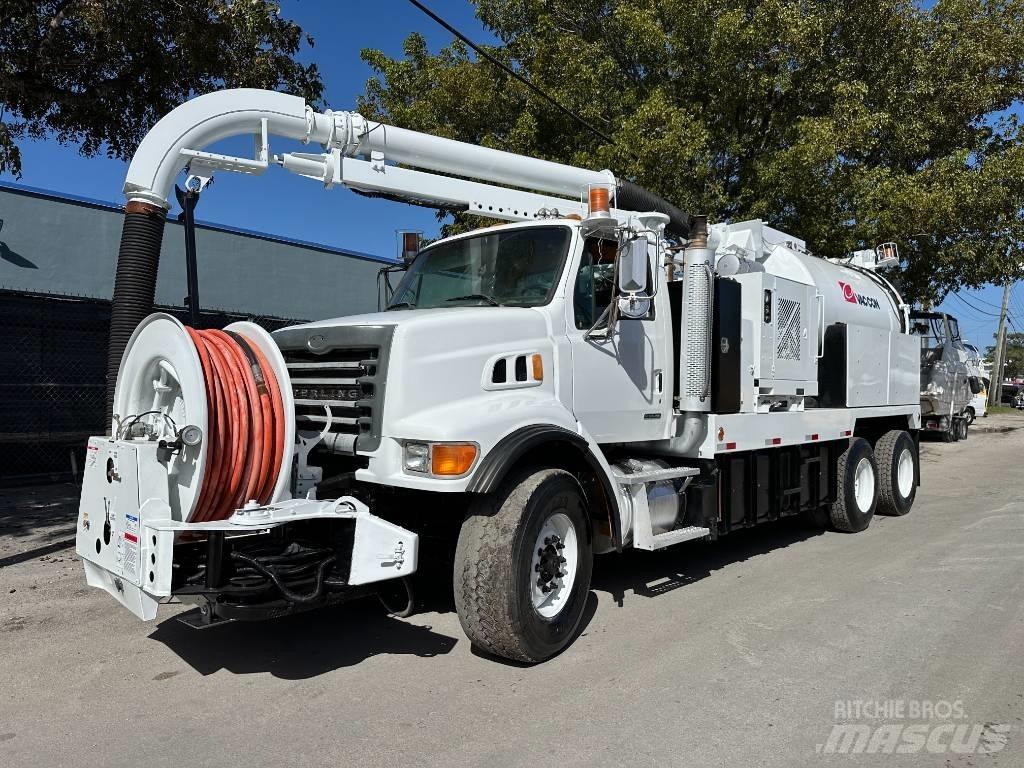 Sterling L 7500 Saug- und Druckwagen