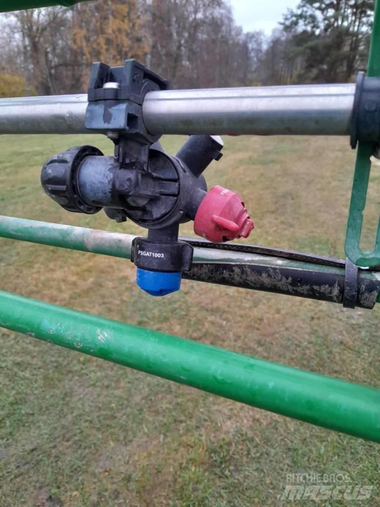 John Deere M 740 i Anhängespritzen