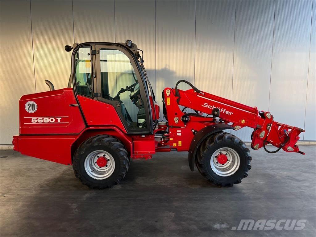 Schäffer 5680 T Radlader