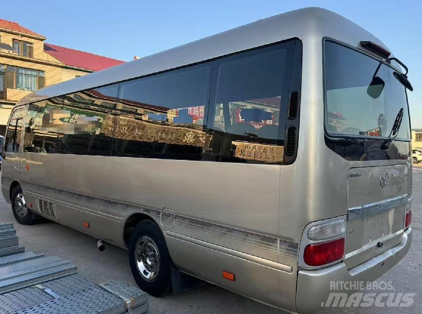 Toyota Coaster Überlandbusse