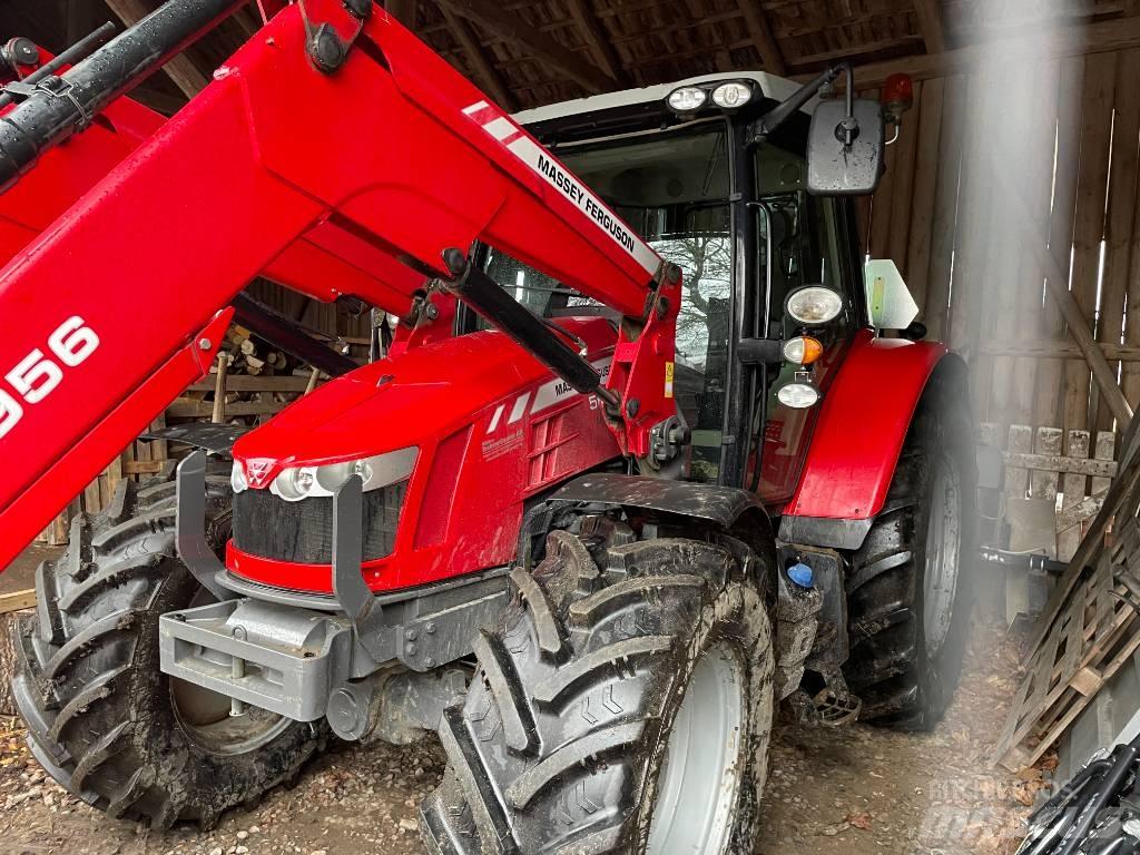 Massey Ferguson 5613 Traktoren