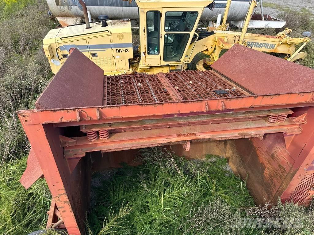 Read CV40D Sieb- und Brechanlagen