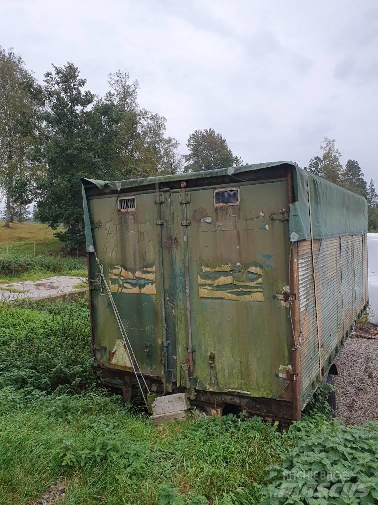 Scania skåpsvagn Weitere Anhänger