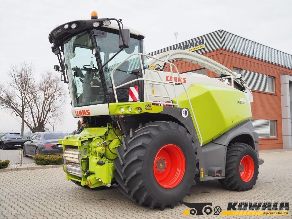 CLAAS Jaguar 860 4WD Selbstfahrende Häcksler
