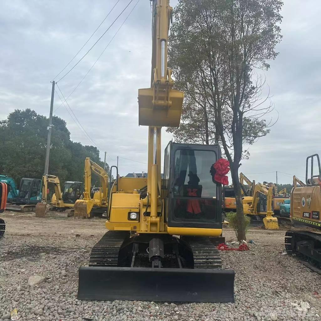 Komatsu PC 70 Minibagger < 7t