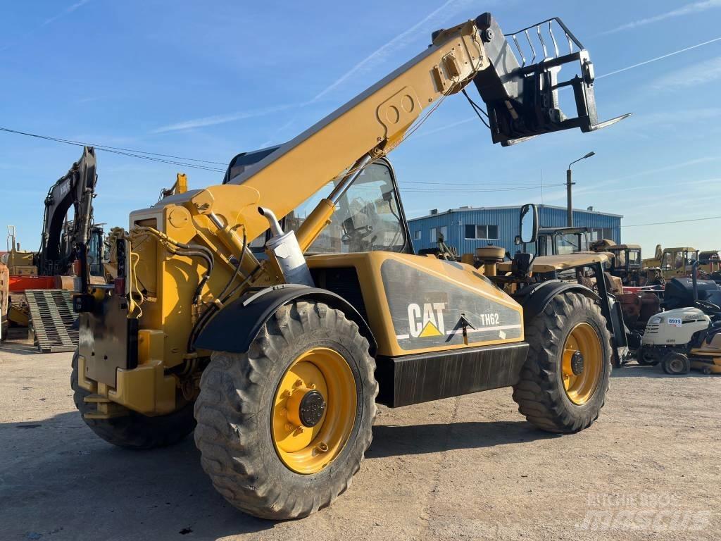 CAT TH 62 Teleskoplader für Landwirtschaft