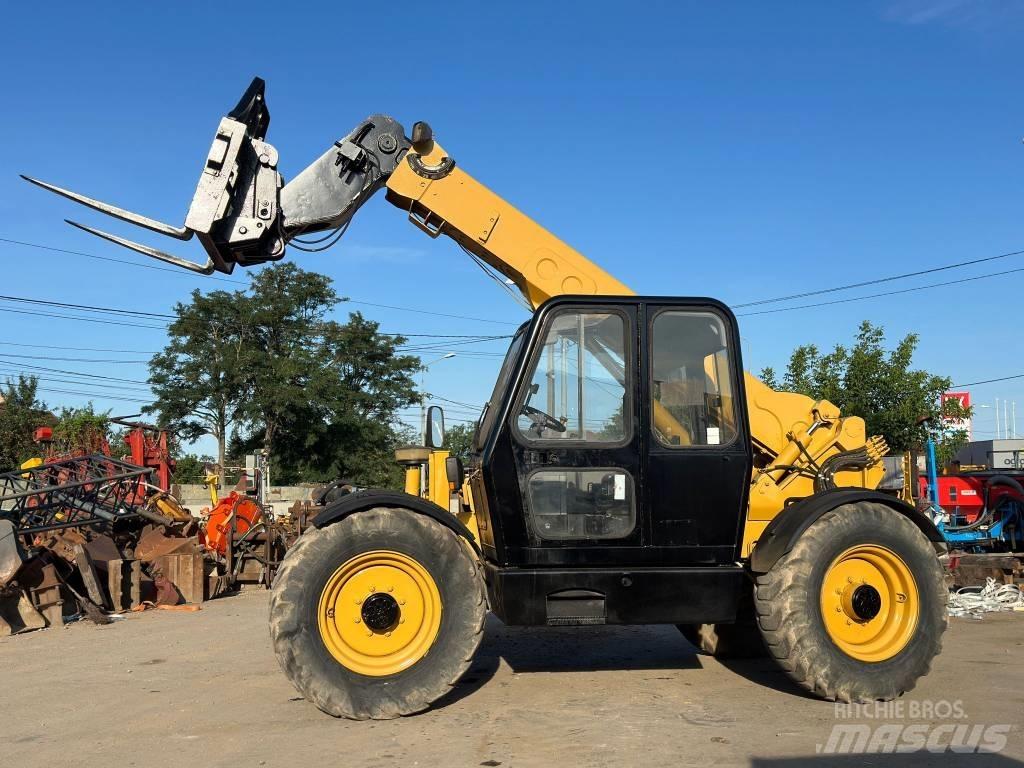 CAT TH 62 Teleskoplader für Landwirtschaft