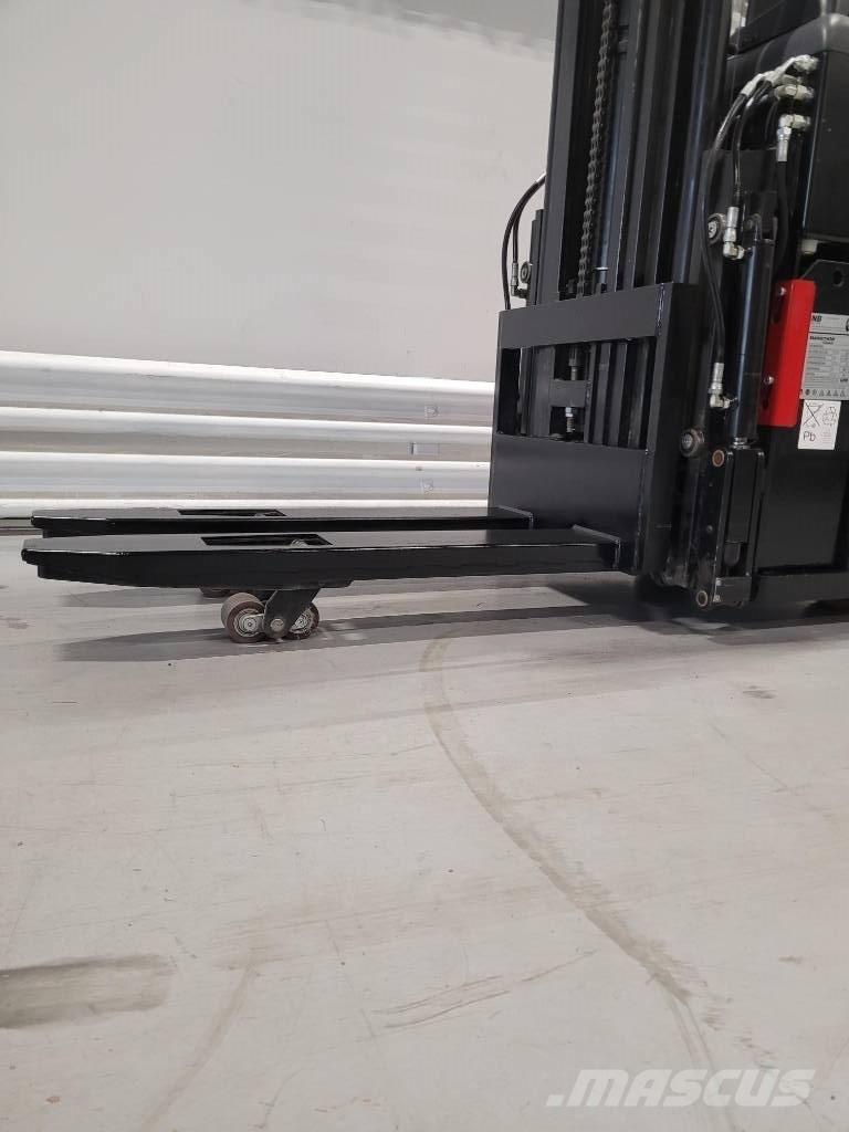 Rocla SST 16 ACI Zelfrijdende stapelaars