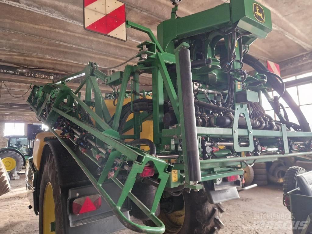 John Deere R 962 i Anhängespritzen