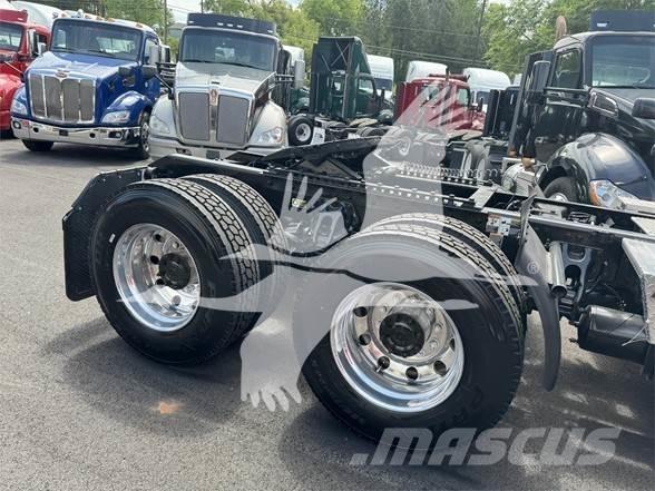Kenworth T680 Sattelzugmaschinen