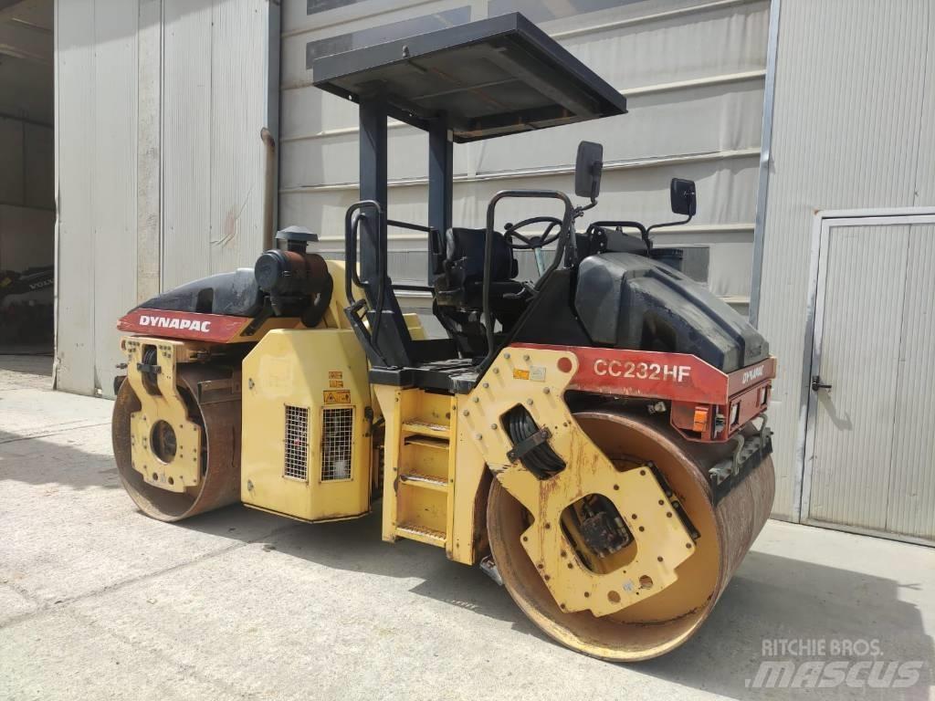 Dynapac CC 232 HF Tandemwalzen