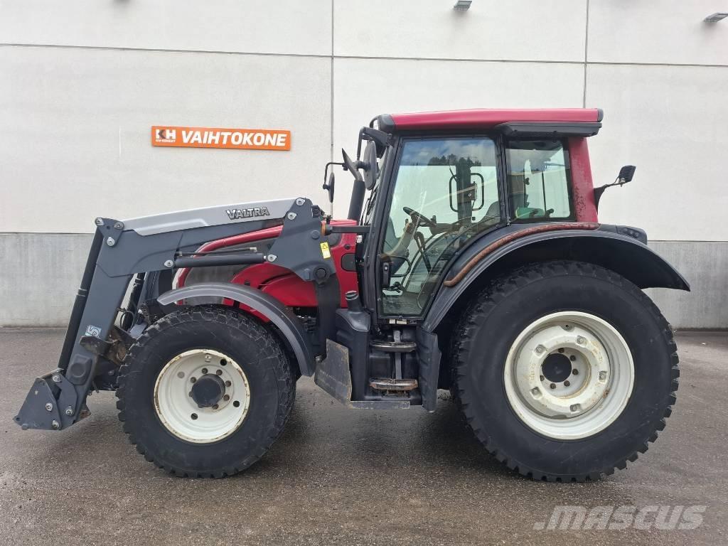Valtra N 101 Traktoren