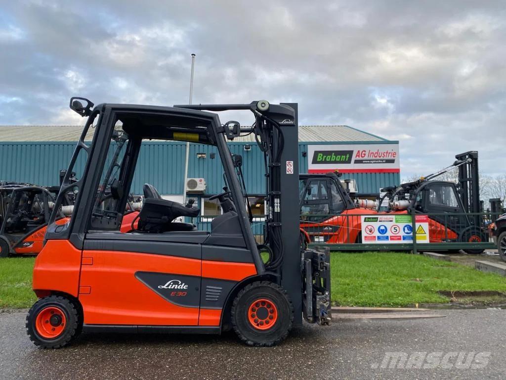 Linde E30L-01 Elektrische heftrucks