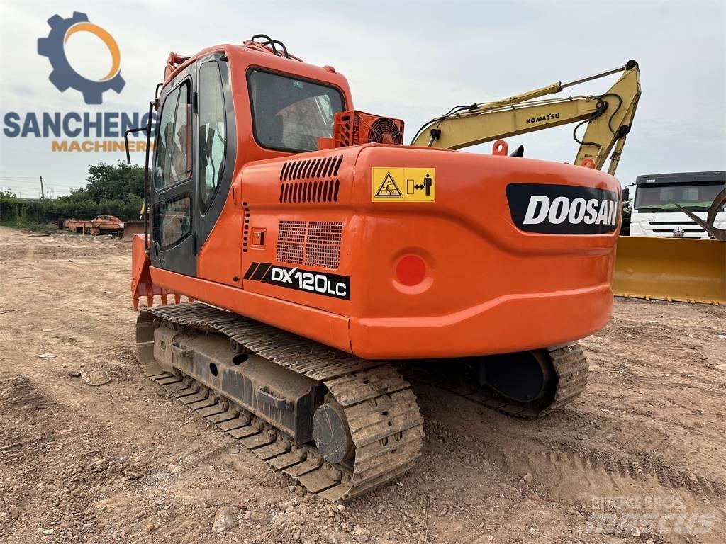 Doosan DX 120 Raupenbagger