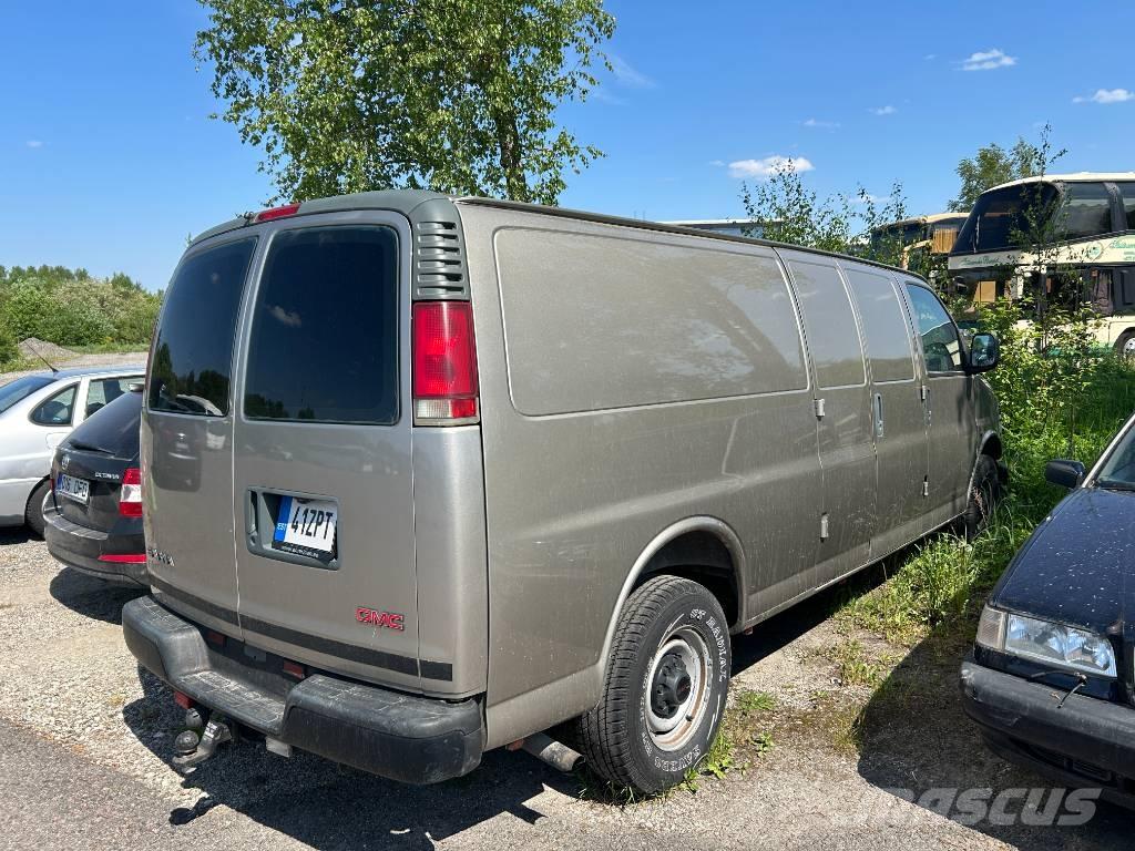 GMC Savana G3500 Lieferwagen