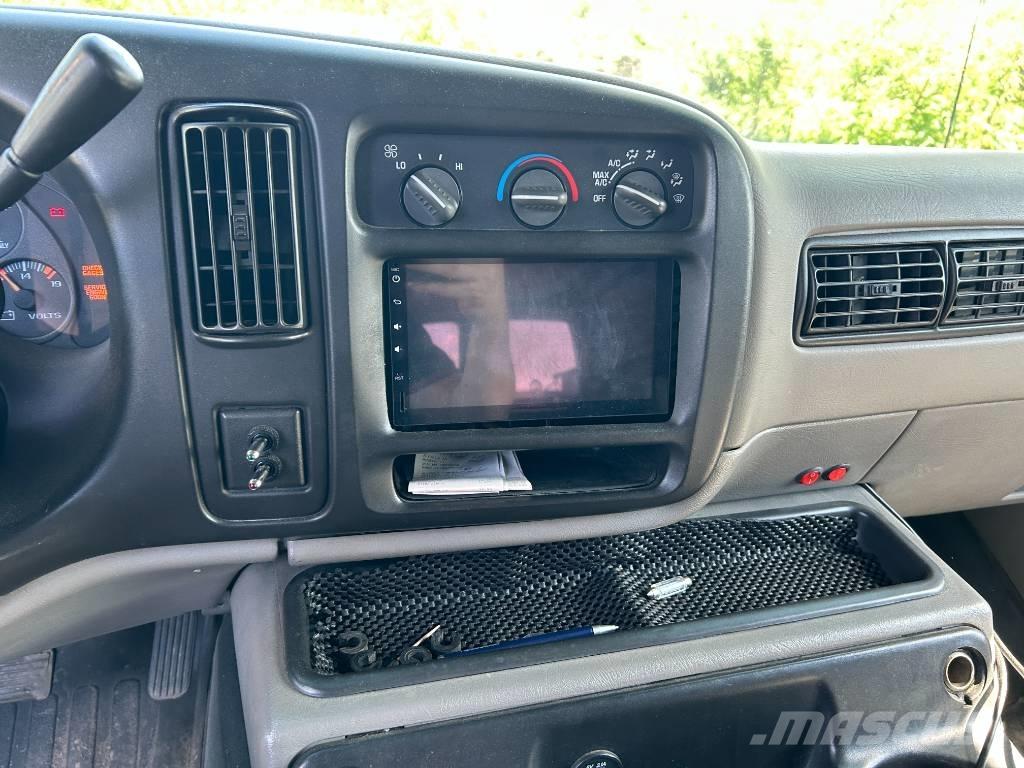 GMC Savana G3500 Lieferwagen