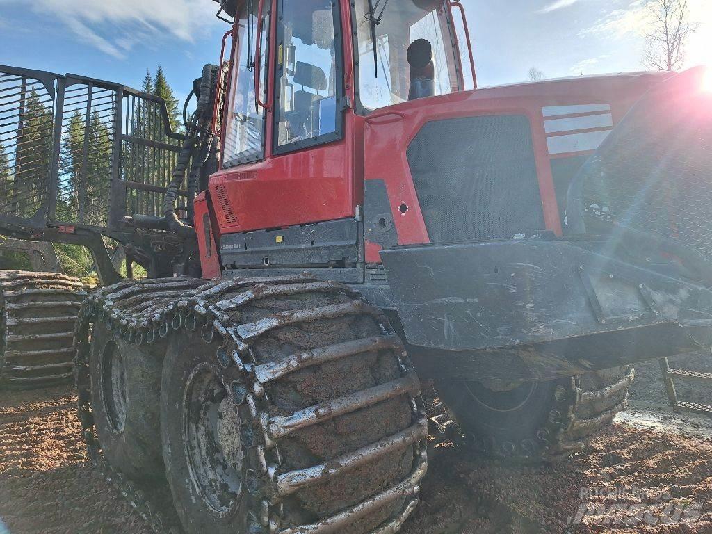 Komatsu 895 Forwarder