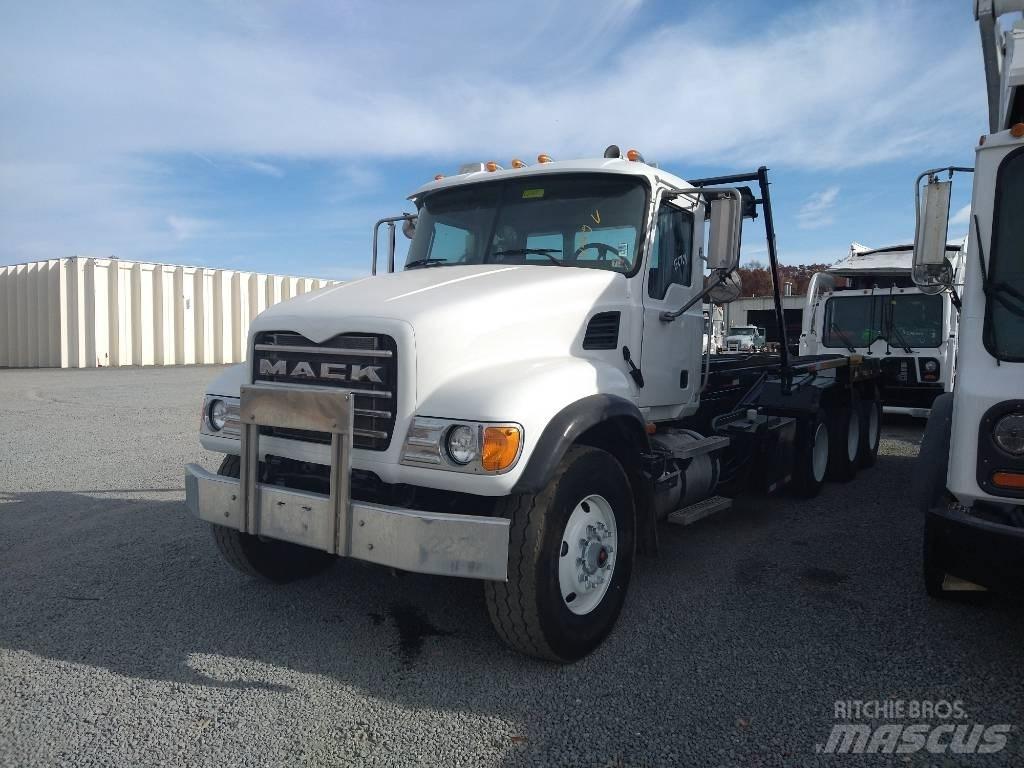Mack Granite Müllwagen
