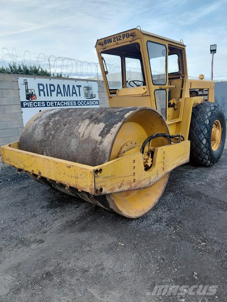 Bomag BW 212 P D Stampfer