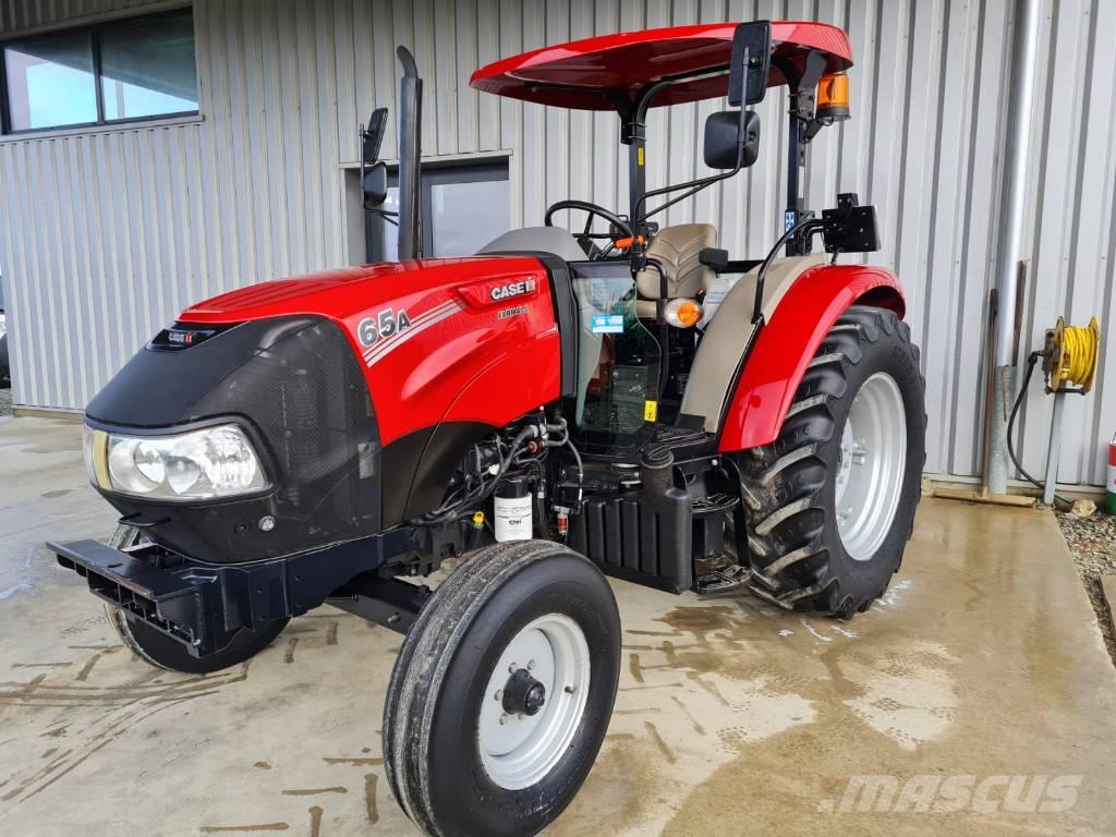 Case IH Farmall 65 A Traktoren