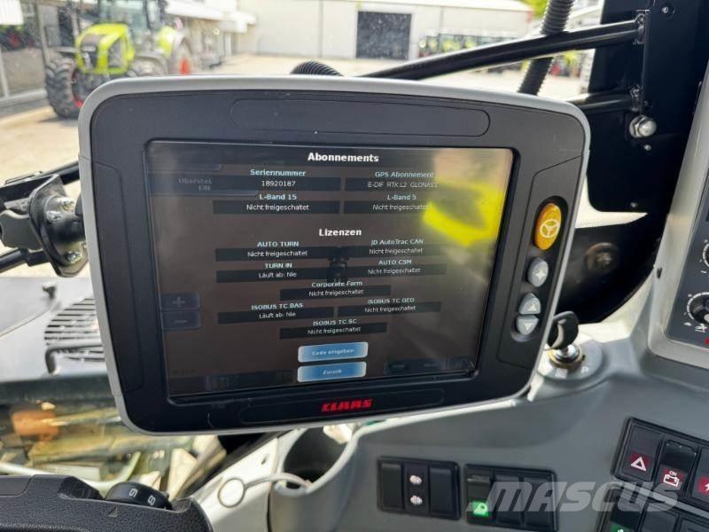 CLAAS AXION 830 Traktoren