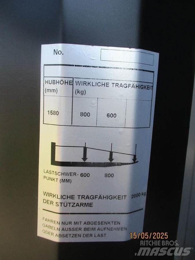 BT SWE 080L Deichselstapler