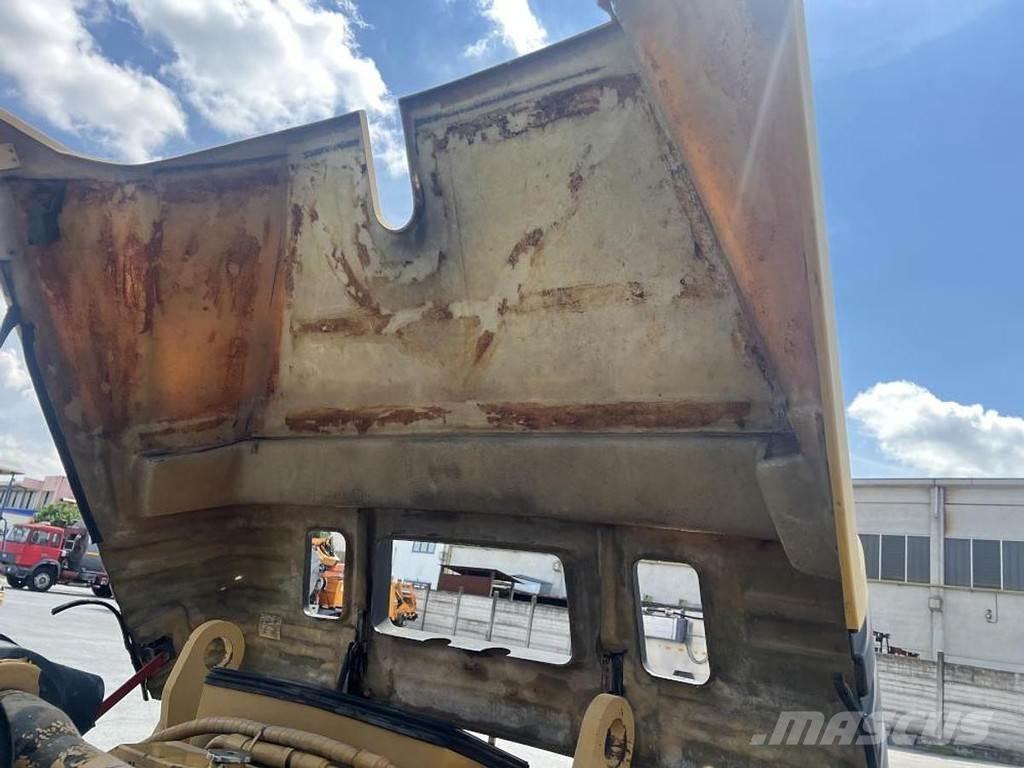 CAT PS 300B Gummiradwalzen