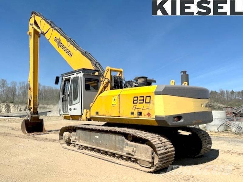 Sennebogen 830 Long Reach Bagger