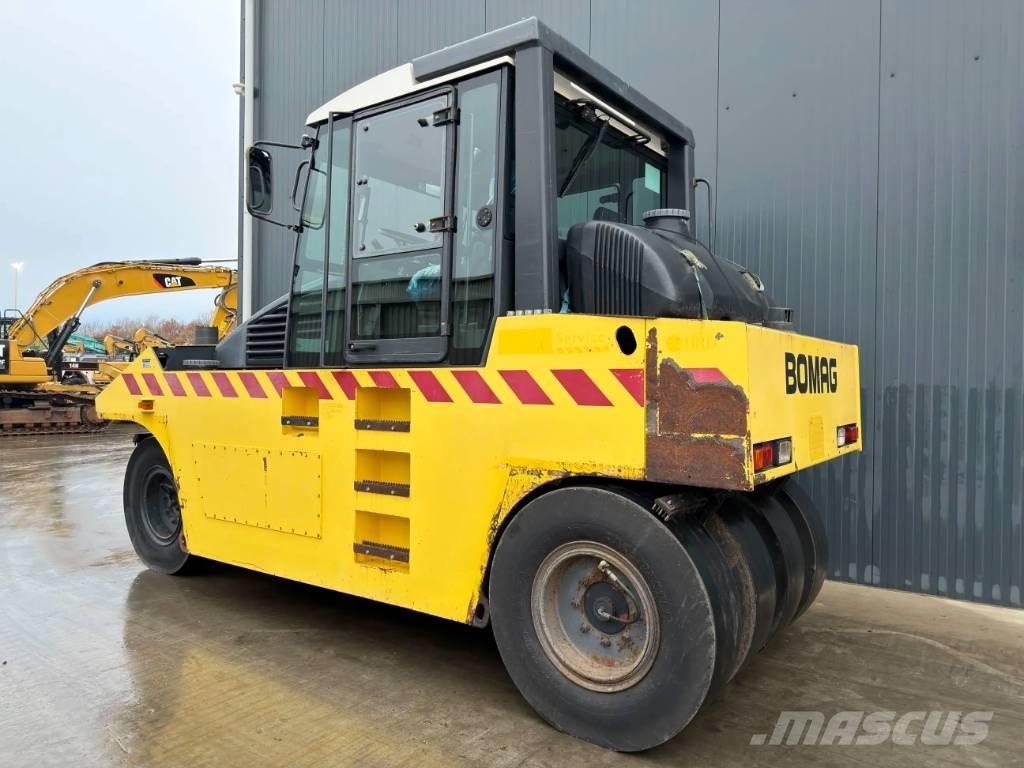 Bomag BW24R Gummiradwalzen