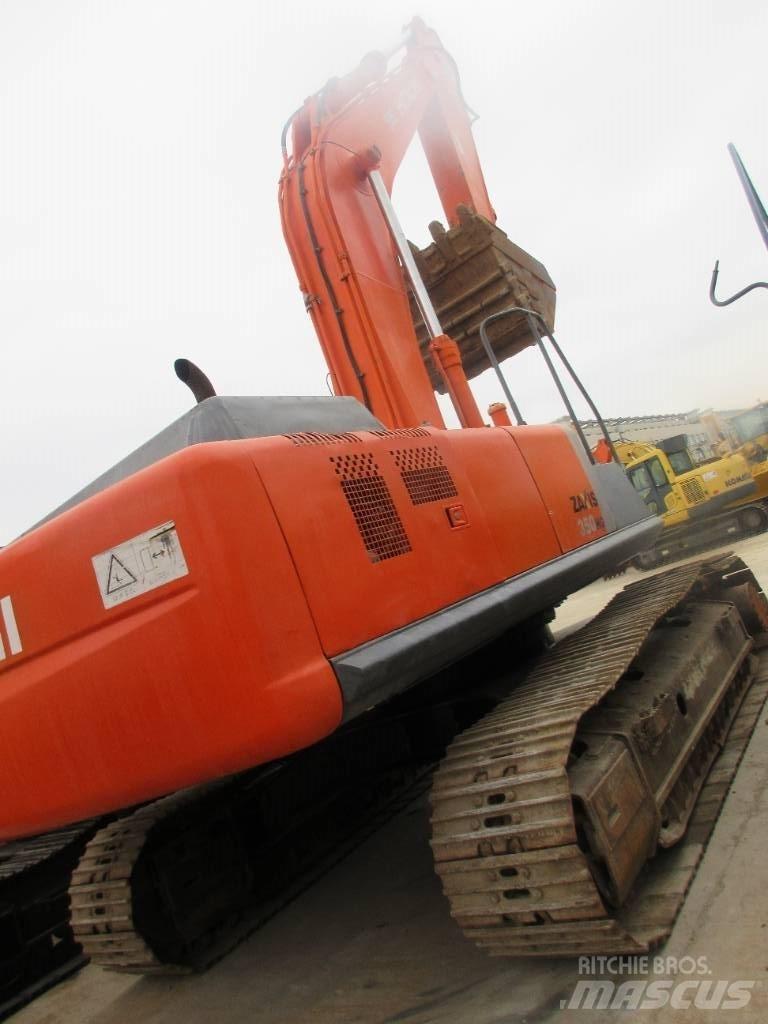 Hitachi Zaxis 200-3G Raupenbagger