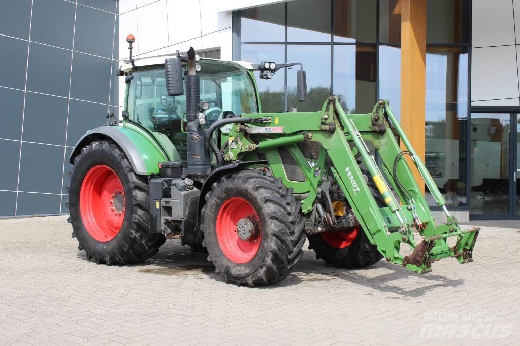 Fendt 724 S4 Traktoren