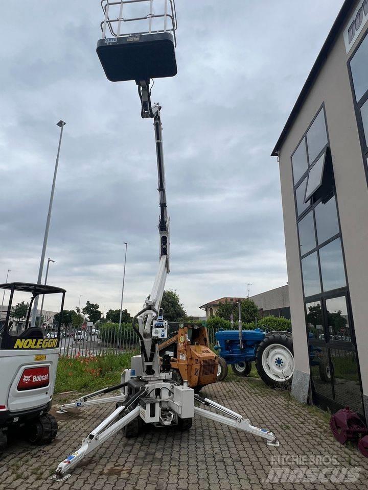 CTE Traccess 135 Gelenkteleskoparbeitsbühnen