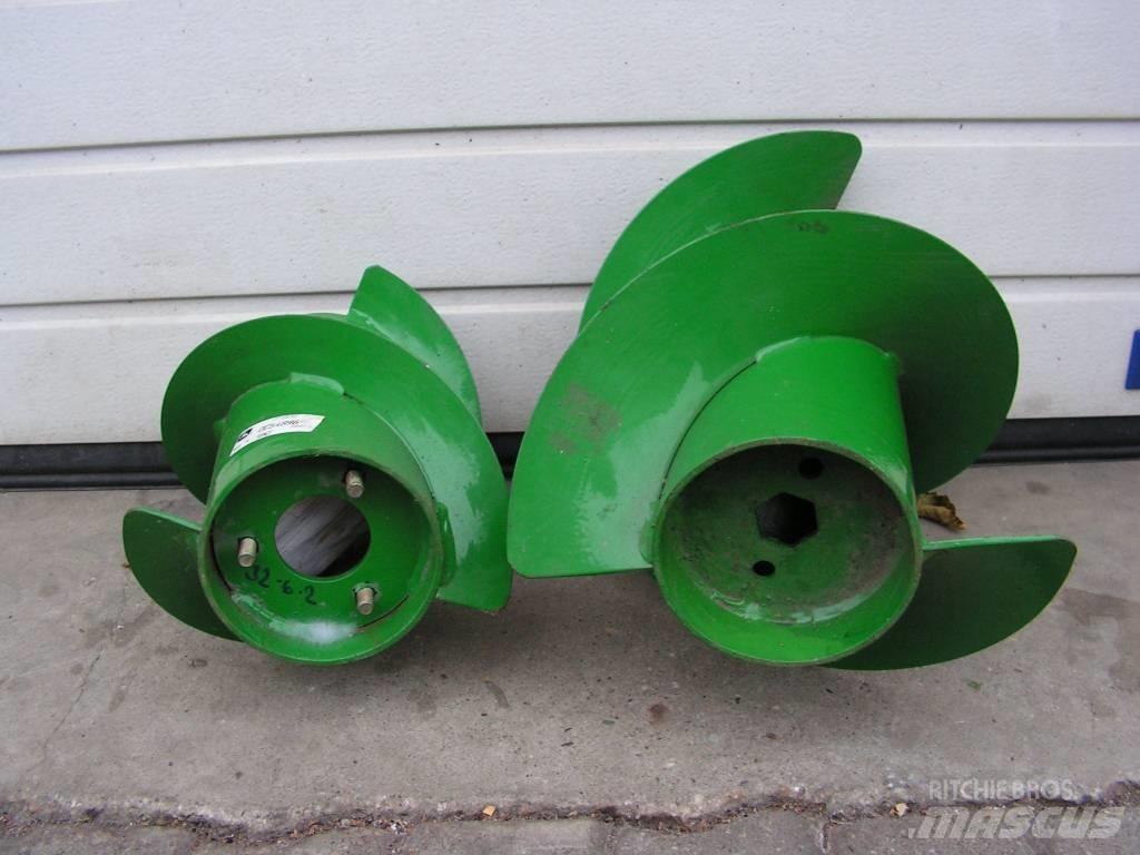 John Deere 592 Chassis