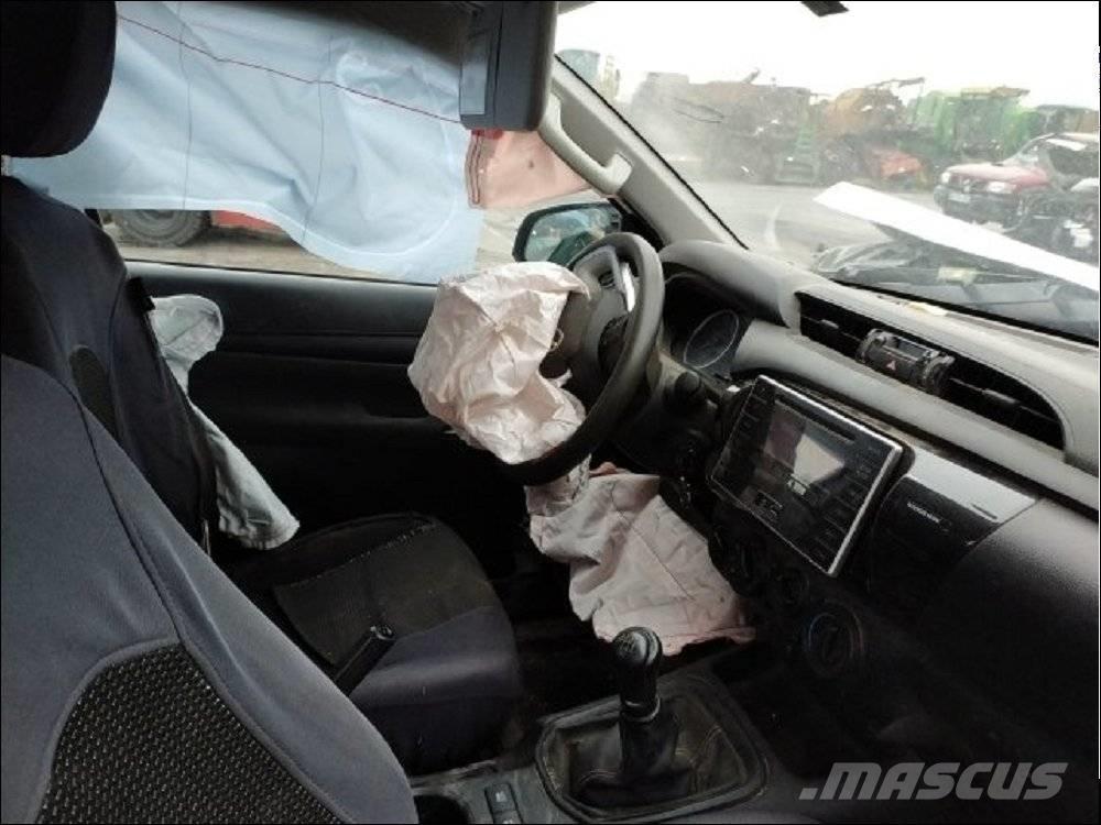 Toyota Hilux 5 Pickup/Pritschenwagen
