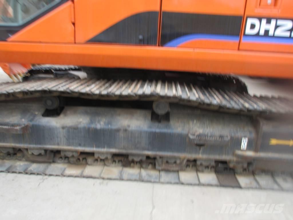 Doosan DX 220 LC-9 Raupenbagger