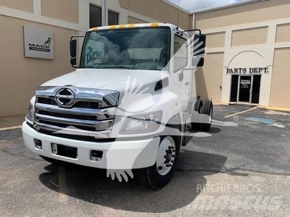 Hino L7 Kipper