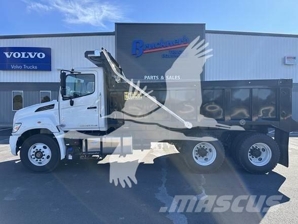 Hino XL8 Kipper