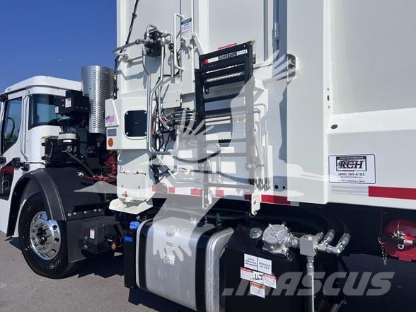 Mack LR64R Müllwagen