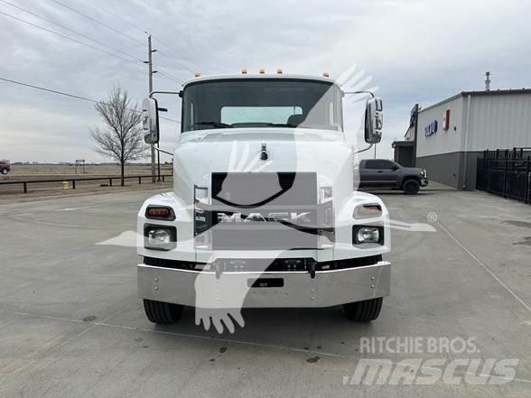 Mack MD6 Sonstige Baumaschinen