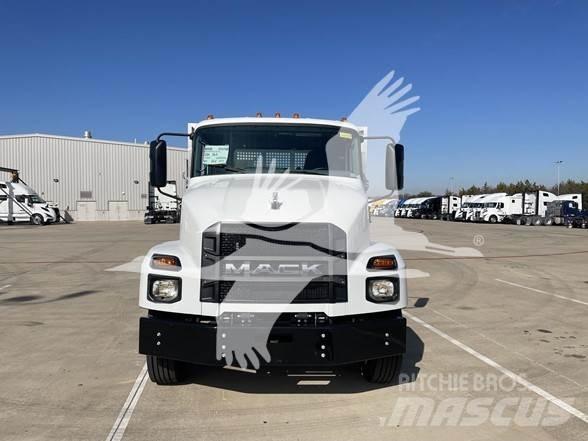 Mack MD6 Sonstige Baumaschinen
