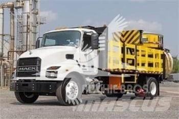Mack MD6 Sonstige Baumaschinen