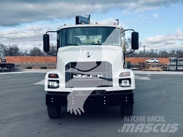 Mack MD6 Sonstige Baumaschinen