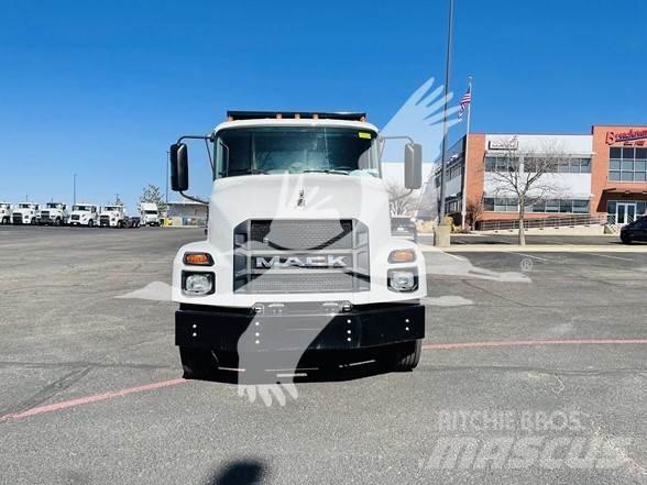Mack MD6 Kipper