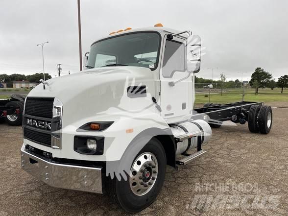 Mack MD6 Pritschenwagen/Pritschenwagen mit Seitenklappe