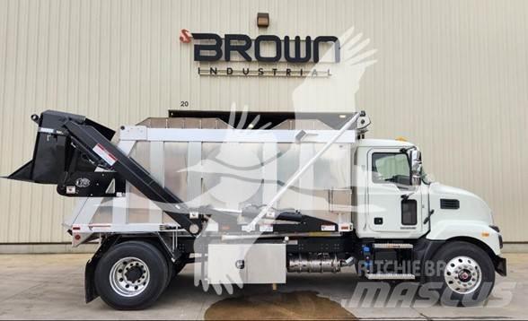 Mack MD7 Sonstige Baumaschinen