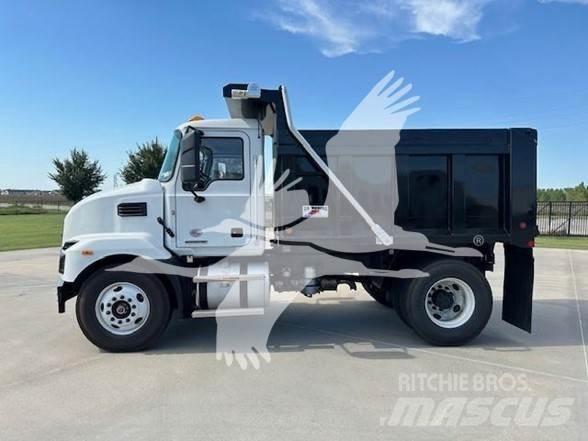 Mack MD7 Kipper