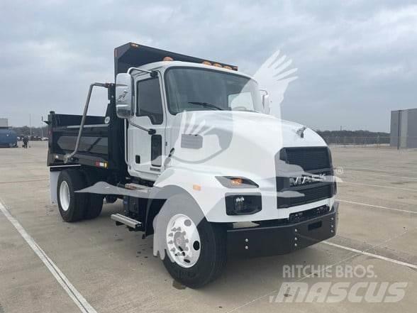 Mack MD7 Kipper