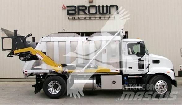 Mack MD7 Sonstige Baumaschinen