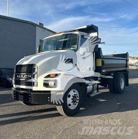 Mack MD7 Kipper