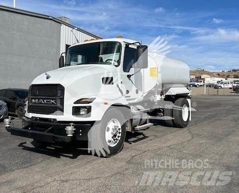 Mack MD7 Tankwagen